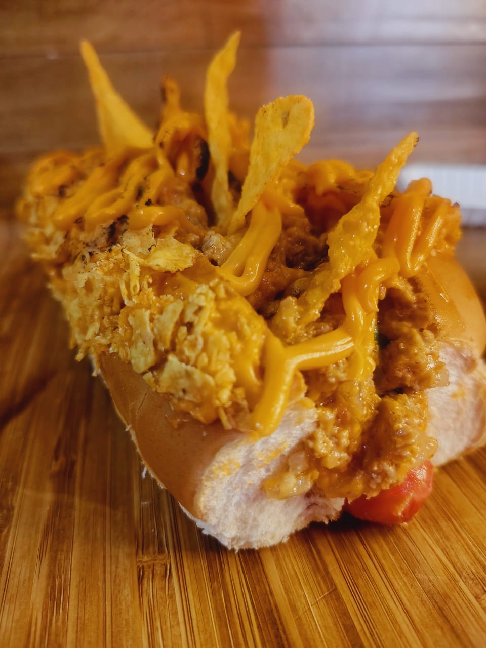 Hot-dog Carne Com Doritos Gourmet Gigante 20cm